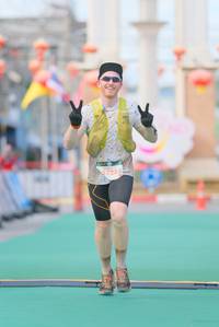 BIB: 5235, 
                            <button type="button" onclick="openModal(21760688)" class="btn btn-primary btn-sm float-right btn-popup" data-toggle="modal" data-target=".modal-high-quality">
                        <i class="fas fa-shopping-cart"></i> Add to Cart
                    </button>
                                            <button type="button" onclick="isThisMe(21760688, true)" class="btn btn-success btn-sm float-right btn-popup btn-isme hidden" data-toggle="tooltip" data-placement="bottom" title="นี่คือรูปของคุณใช่ไหม คลิกที่นี่เพื่อเอาเข้าอัลบั้ม">
                        <i class="fas fa-plus"></i> Add to album
                    </button>
                    <button type="button" onclick="isThisMe(21760688, false)" class="btn btn-warning btn-sm float-right btn-popup btn-isnotme hidden">
                        <i class="fas fa-ban"></i> Remove from album
                    </button>